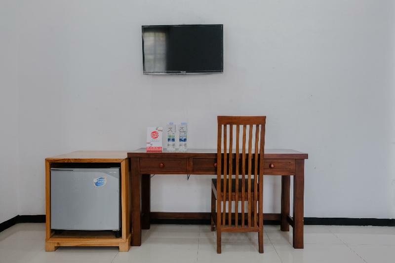 Oyo 350 D' Maktab Homestay Syariah Malang Exterior foto